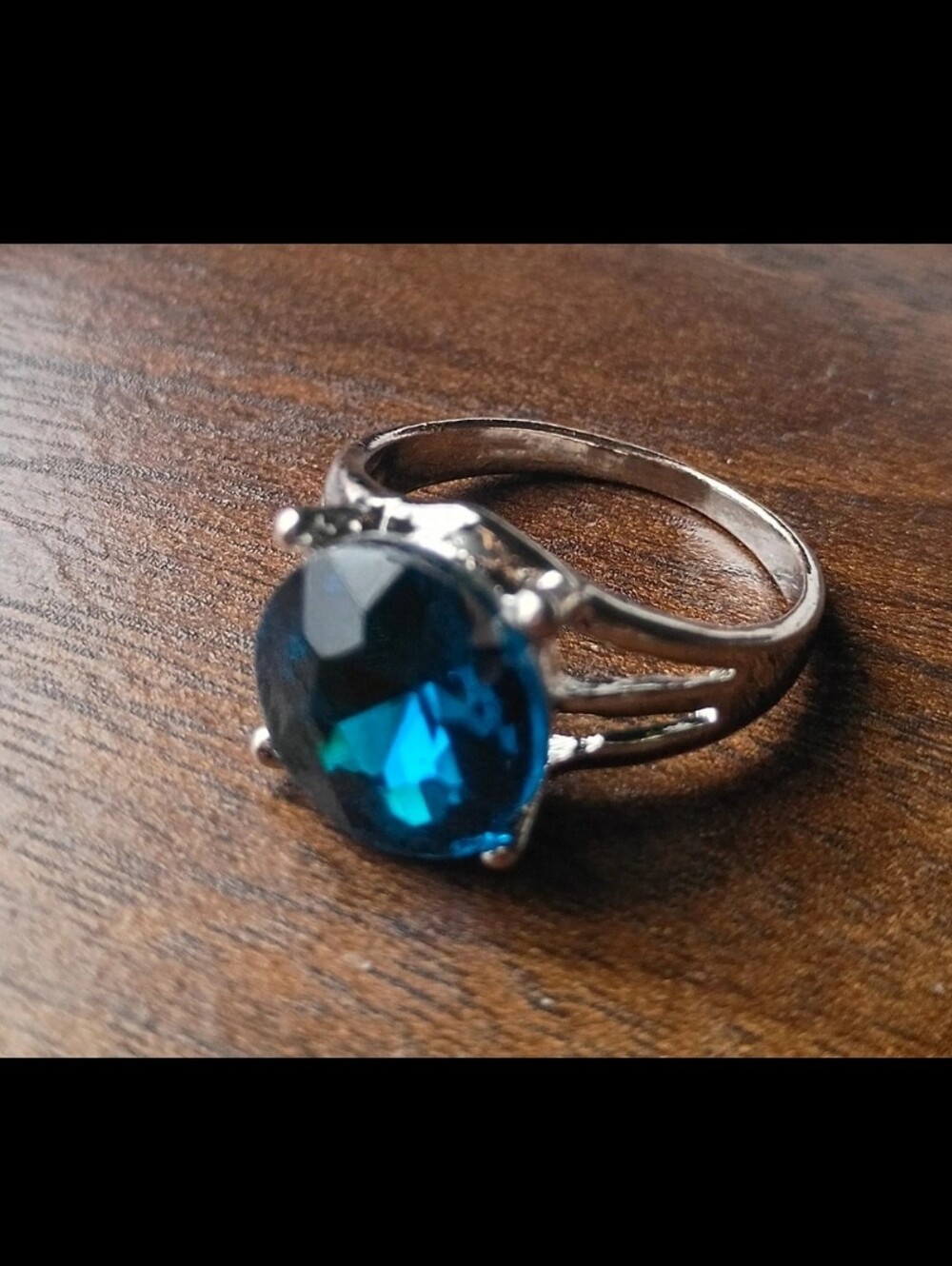 Blue Gemstone Silver-Tone Statement Ring Size 8.5